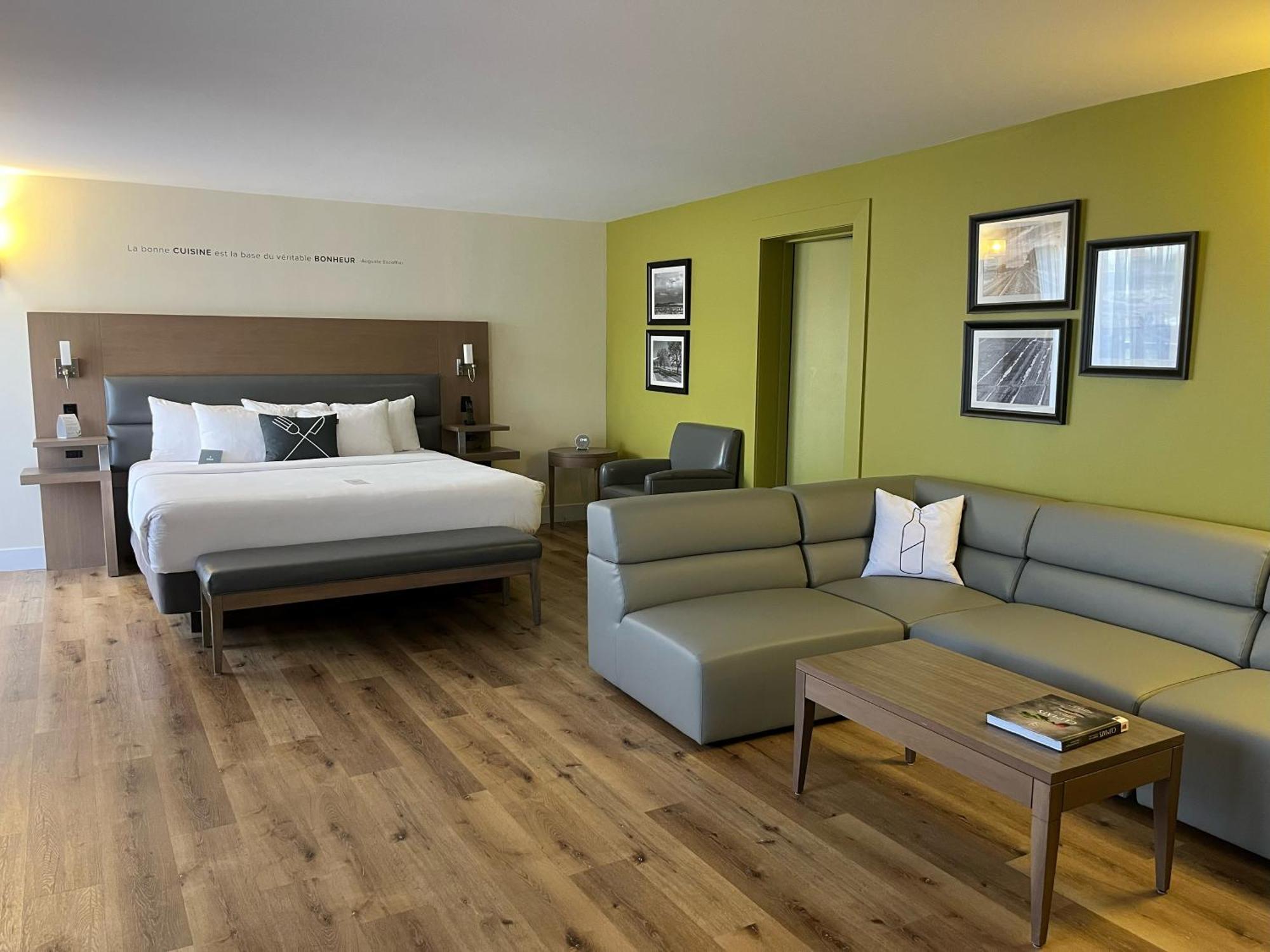 Hotel Rive Gauche Beloeil Ngoại thất bức ảnh