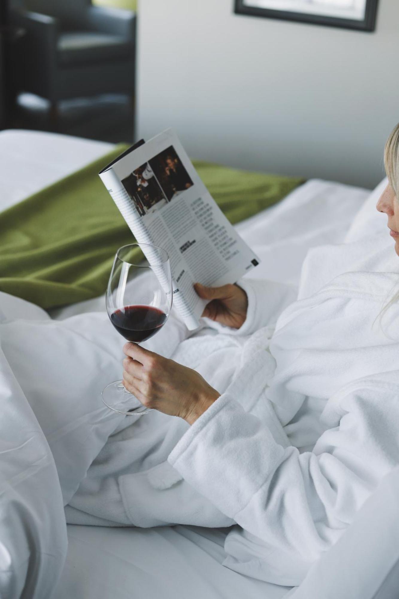 Hotel Rive Gauche Beloeil Ngoại thất bức ảnh