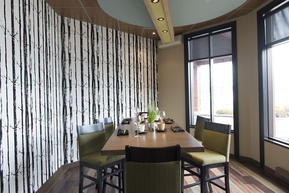 Hotel Rive Gauche Beloeil Ngoại thất bức ảnh