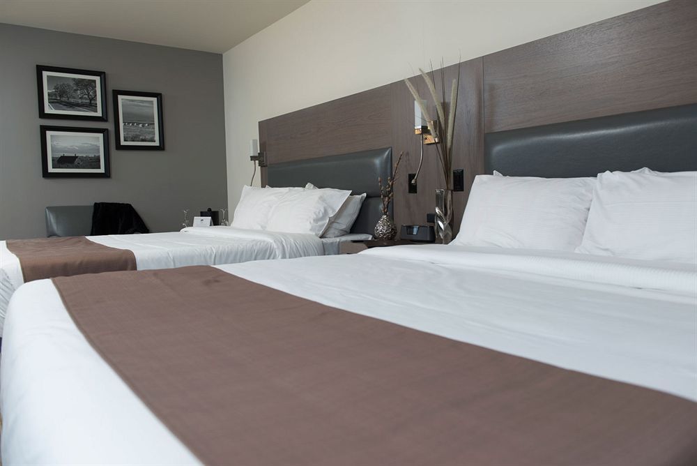Hotel Rive Gauche Beloeil Ngoại thất bức ảnh