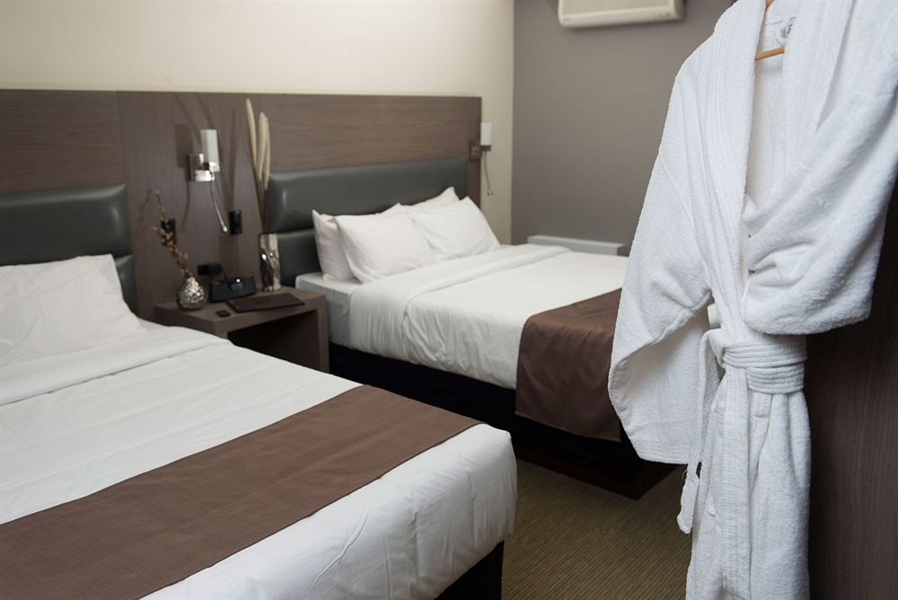 Hotel Rive Gauche Beloeil Ngoại thất bức ảnh