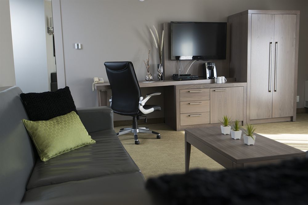 Hotel Rive Gauche Beloeil Ngoại thất bức ảnh