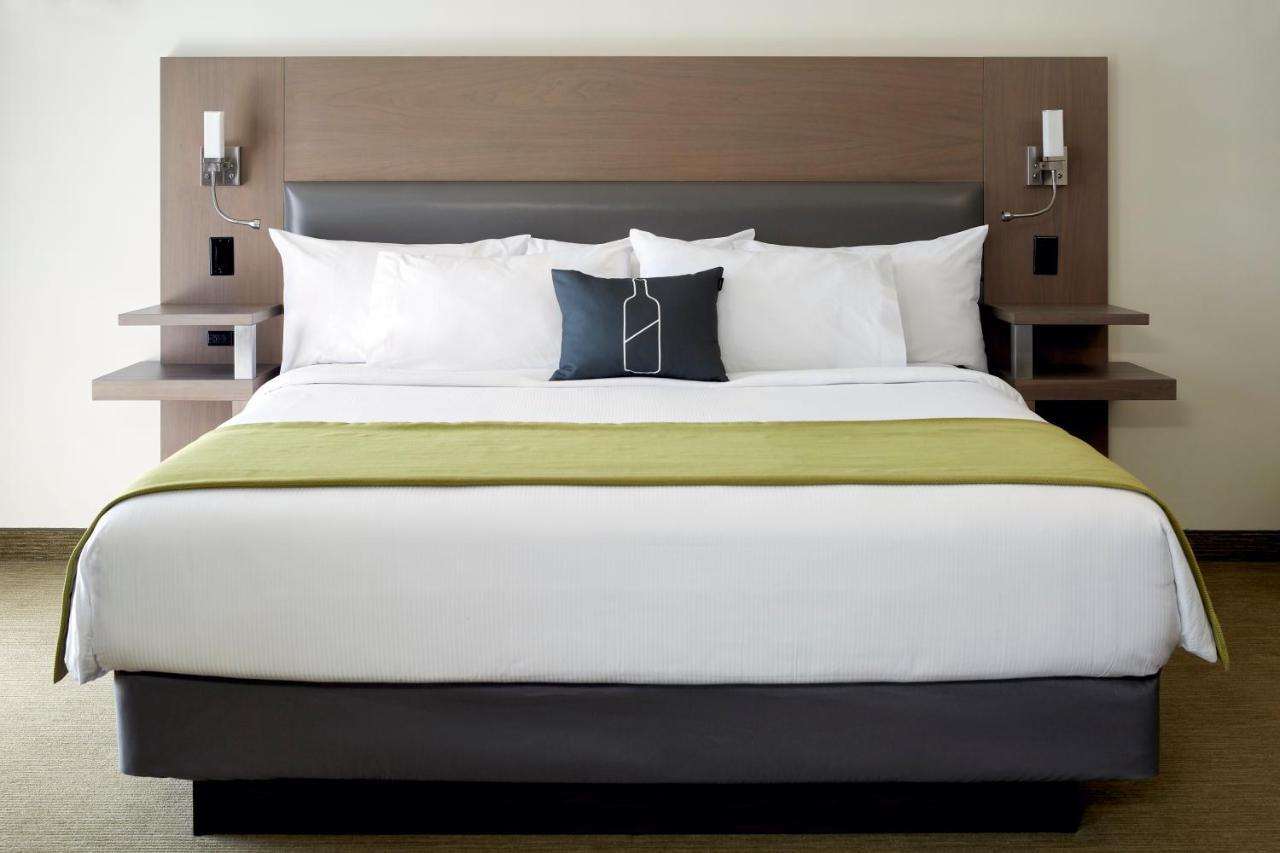 Hotel Rive Gauche Beloeil Ngoại thất bức ảnh