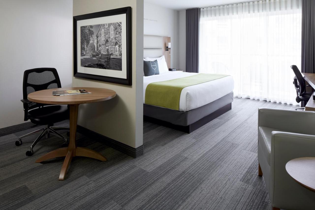 Hotel Rive Gauche Beloeil Ngoại thất bức ảnh
