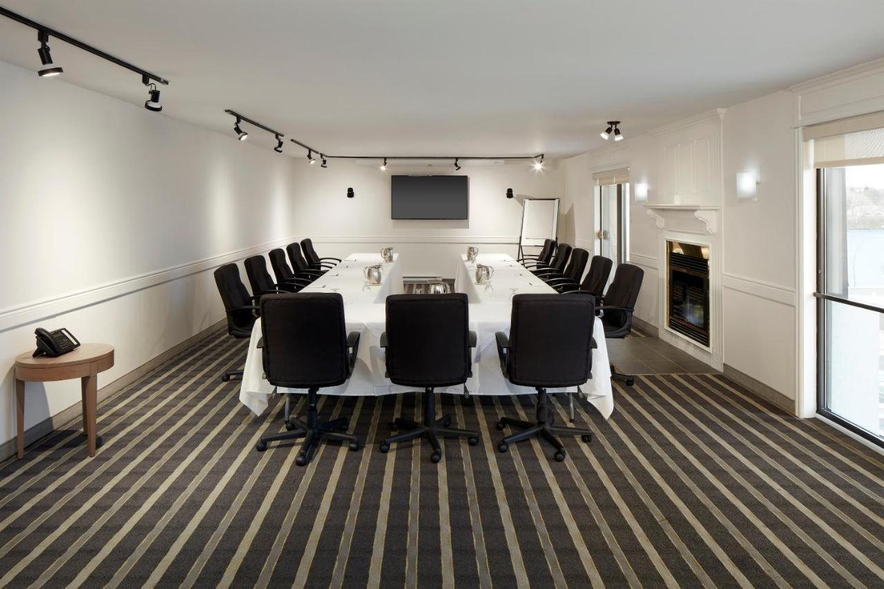 Hotel Rive Gauche Beloeil Ngoại thất bức ảnh