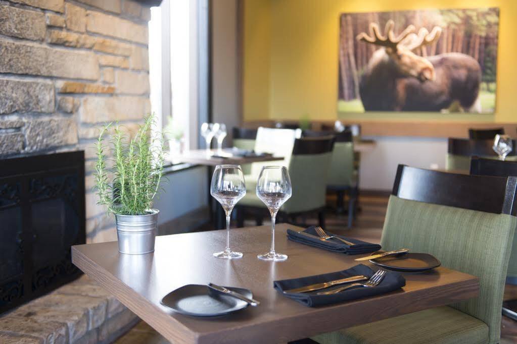 Hotel Rive Gauche Beloeil Ngoại thất bức ảnh